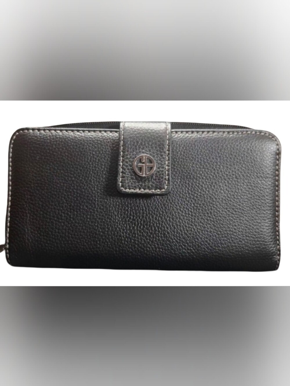 Giani Bernini Black Genuine Leather All-In-One Zip Around Wallet.